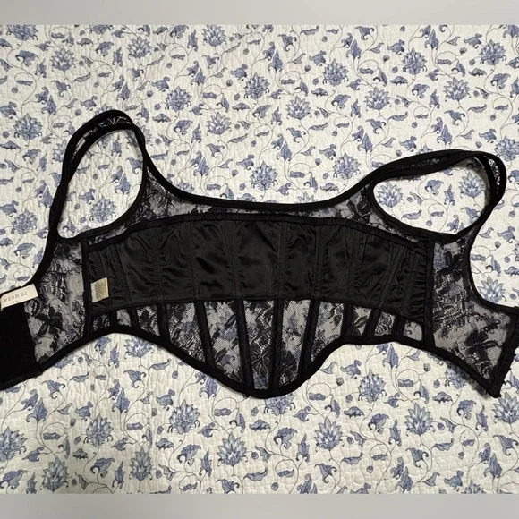 Meshki Black Lace Corset Top with black solid front panel Size XS - Picture 8 of 15